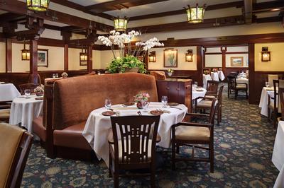 AR Valentien Interior