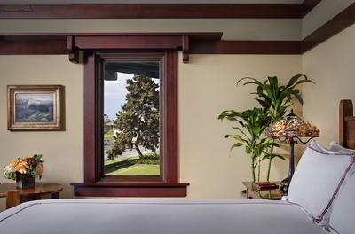 Thorsen Suite Bed