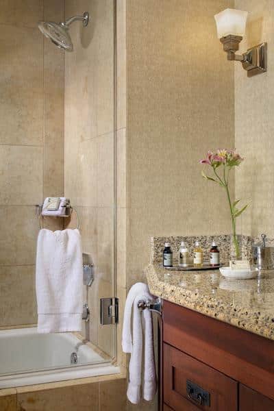 Signature Room Bathroom
