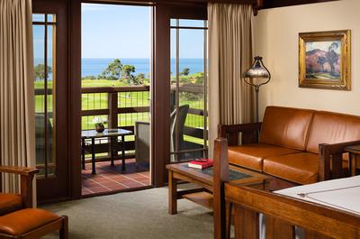 Palisade King Balcony