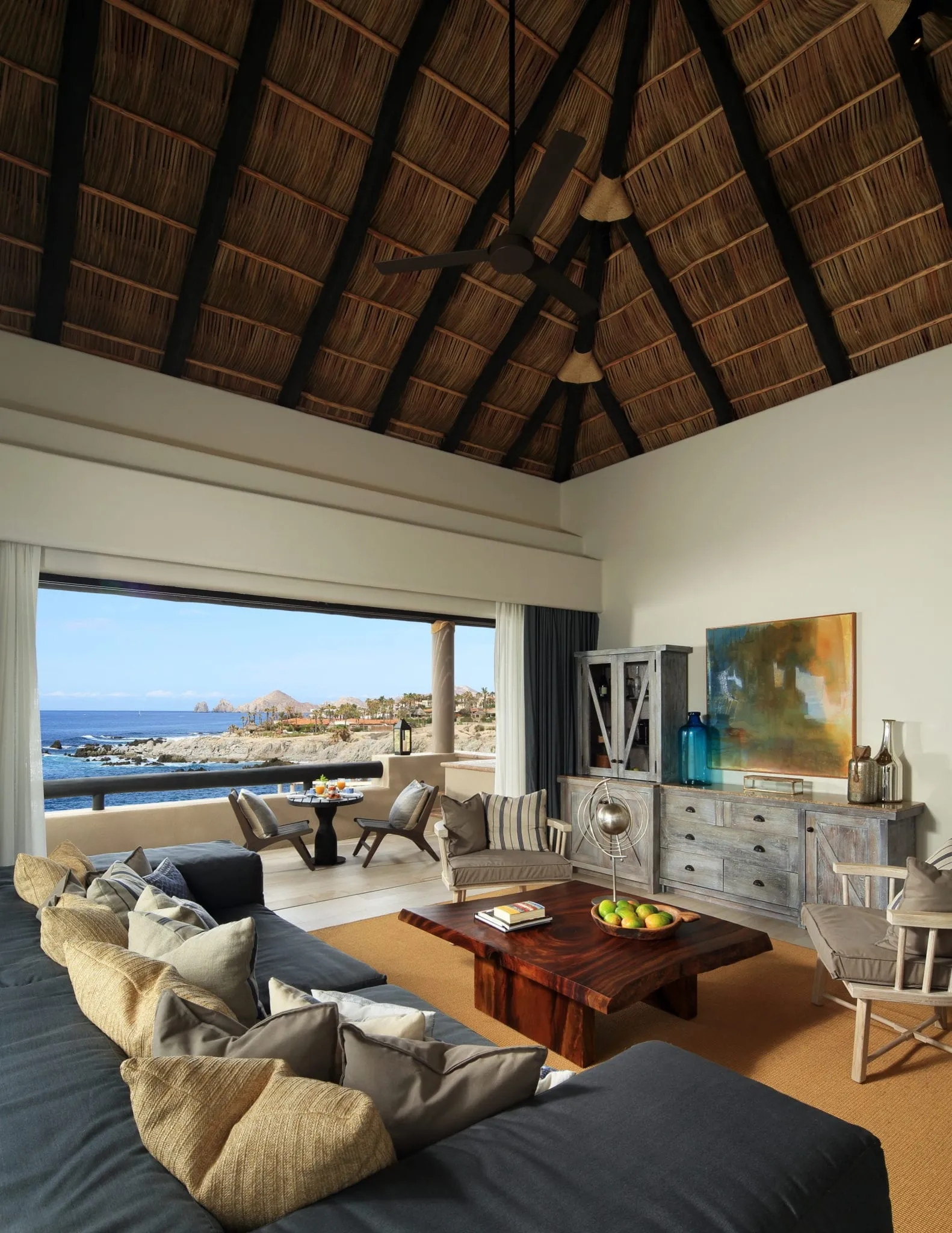 One Bedroom Oceanview Penthouse Spa Suite