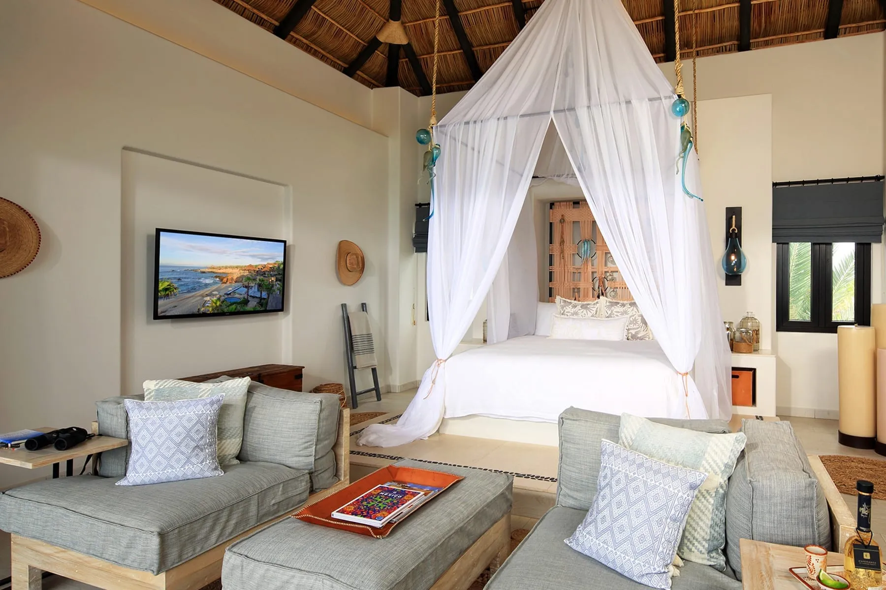 One Bedroom Oceanview Penthouse Spa Suite