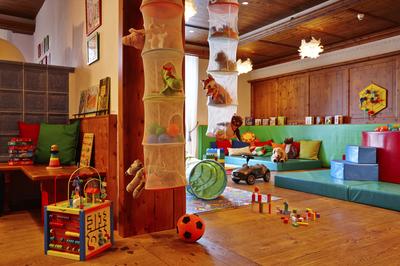 Kids Club