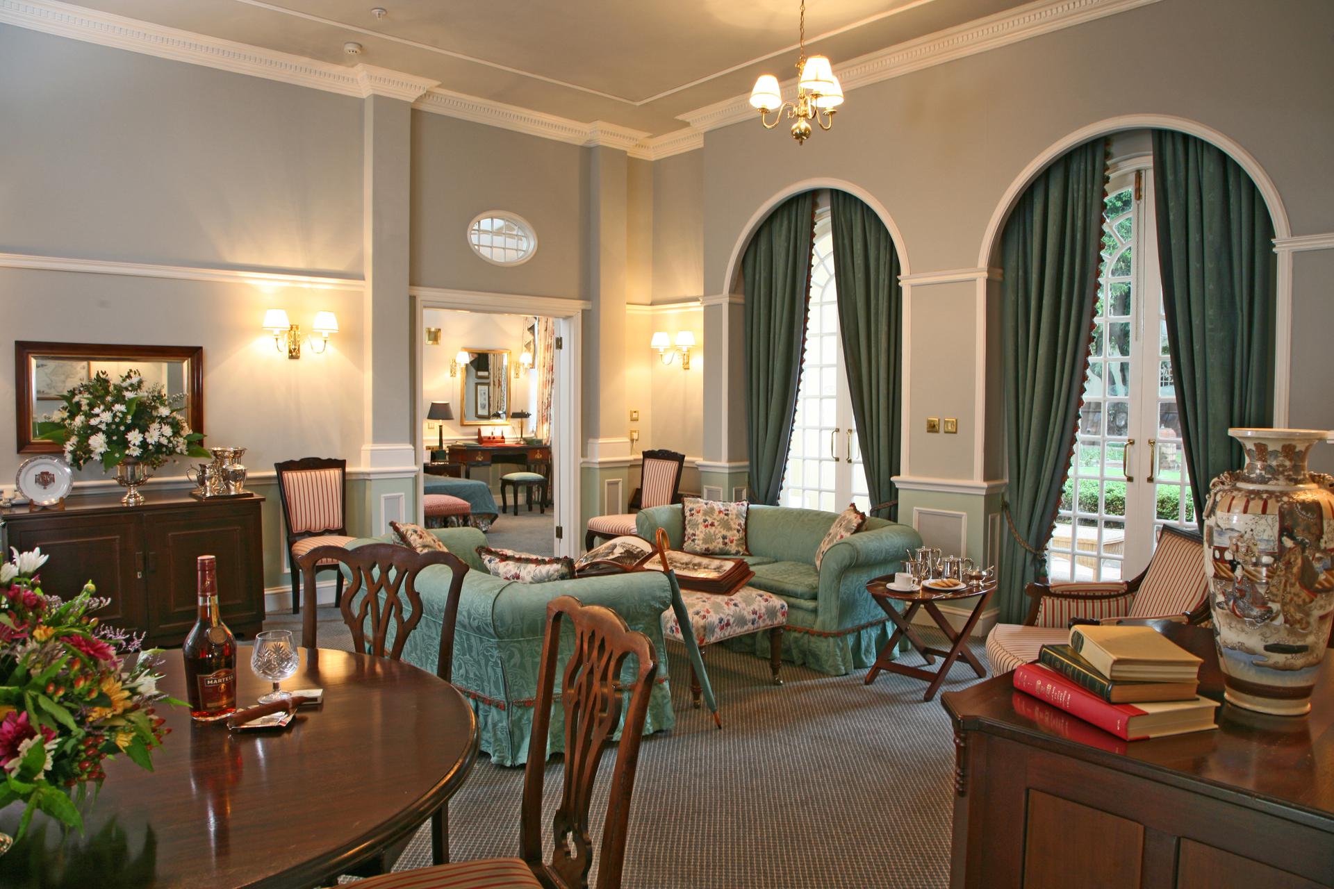 Victoria Falls River Lodge