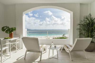 Beachfront Junior Suite