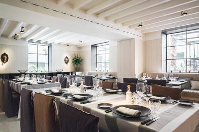 Quadrat Restaurant