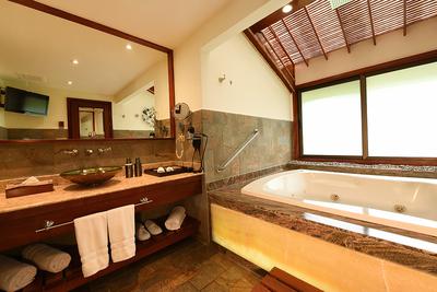 Honeymoon Suite