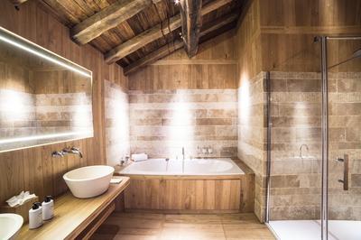 Longere Autumn - Bathroom