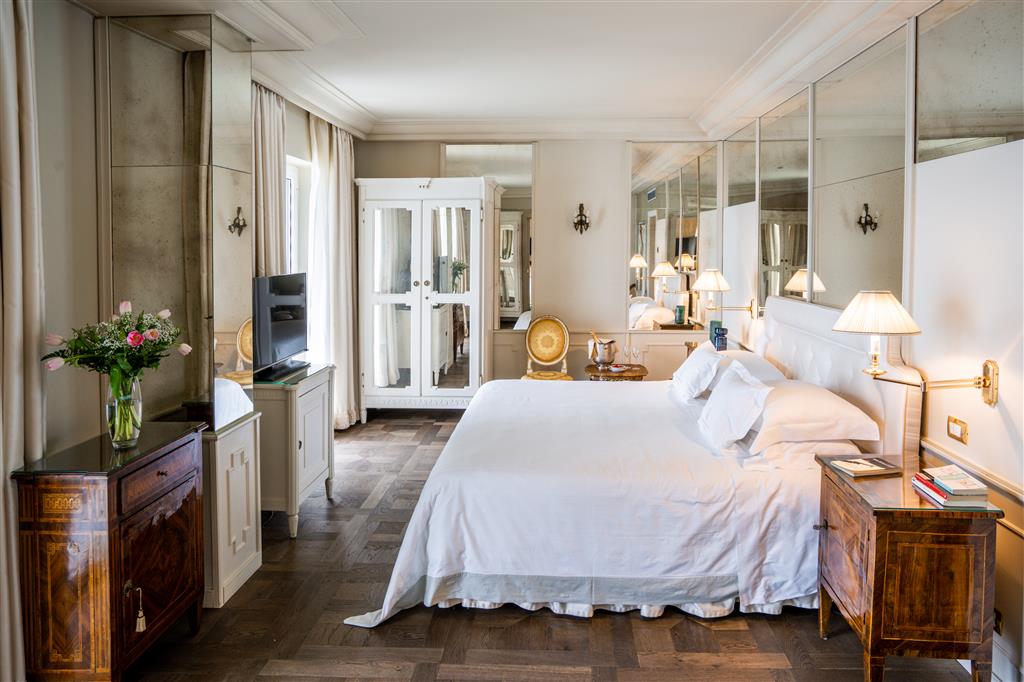 Excelsior Palace Hotel