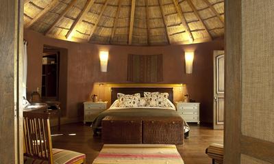 Superior Round Suite