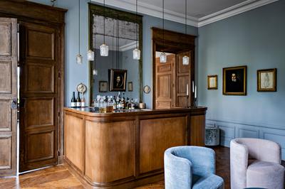 The Main Bar