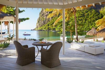 Luxury Beachfront Bungalow Deck