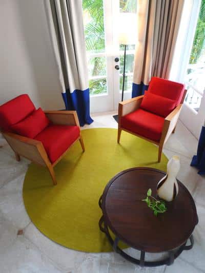 Deluxe Room Seating