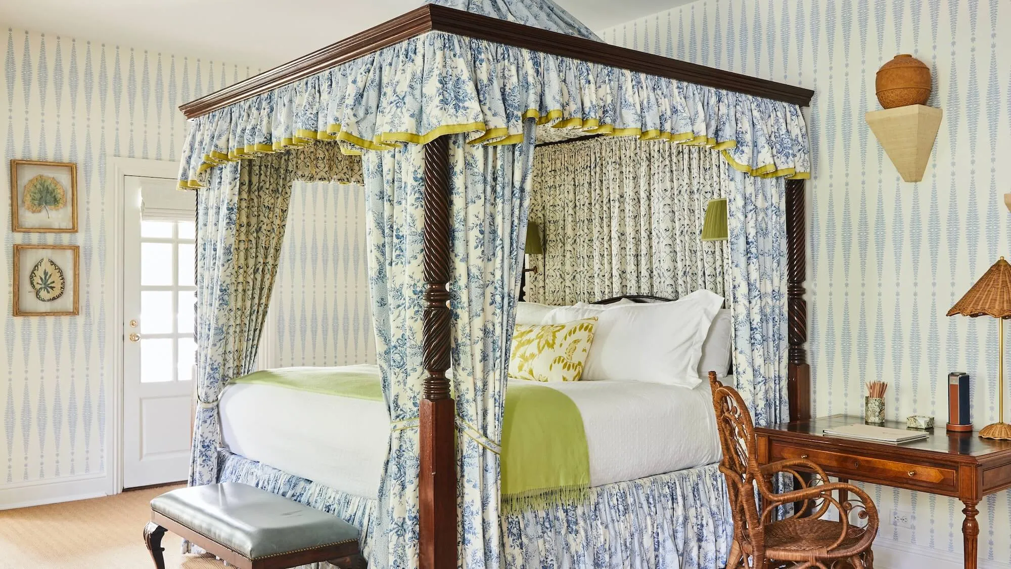 Signature Suite