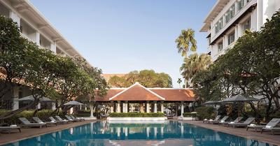 Poolside Terrace