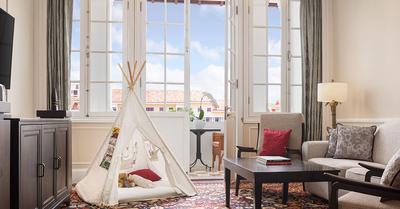 Lankmark Suite