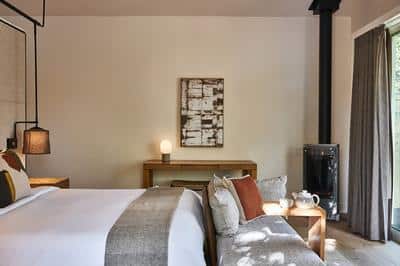 Calistoga King Studio with Fireplace and Bathtub