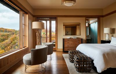 Cedar Bluff Room