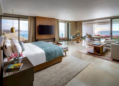Grand Class Corner Suite