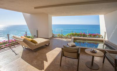 Grand Class Corner Suite