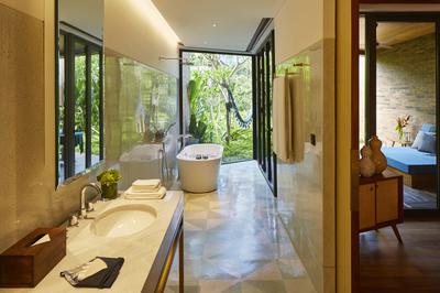 Pool Suite