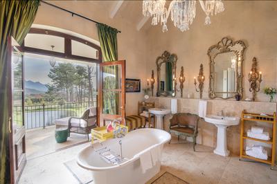 Luxury Suite