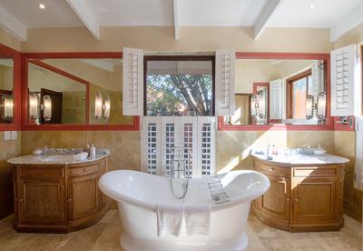 Three Bedroom Vineyard Suite