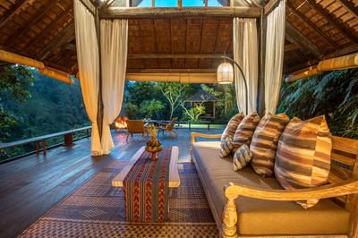 Riverside Jungle Pool Bale