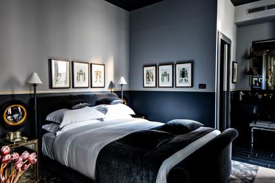 Connecting Rooms
