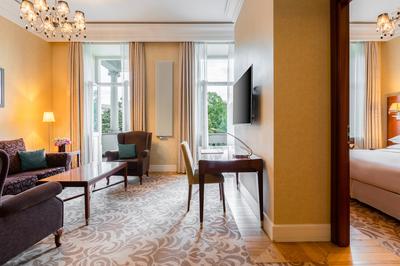 Executive Suite with Balcony