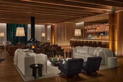 Lobby Bar