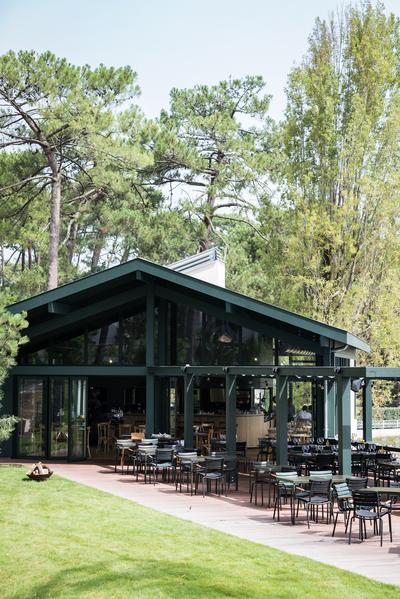 The lake beach house