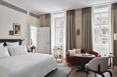 Premier Junior Suite