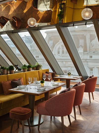 Neue Hoheit Brasserie