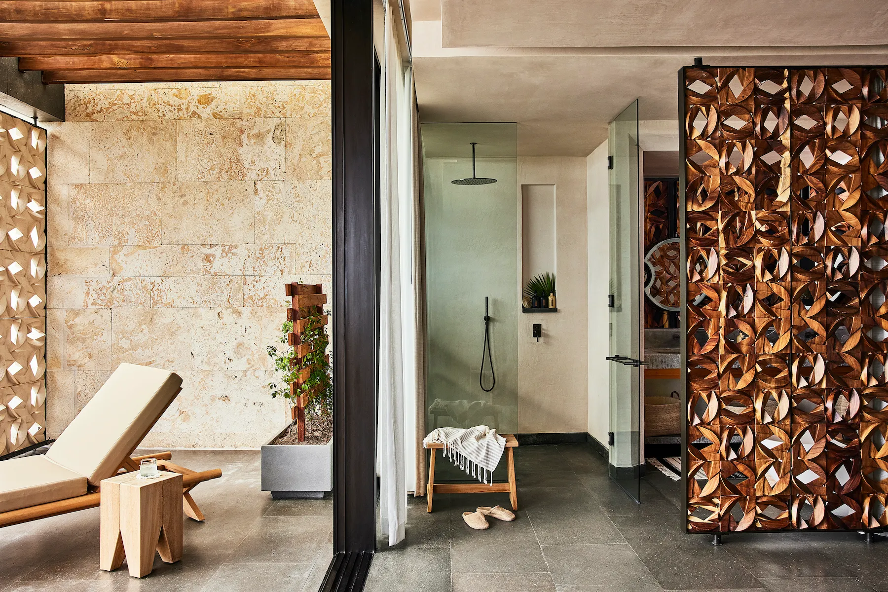 One Bedroom Ocean Guesthouse