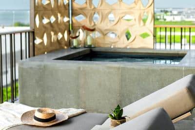 Ocean Studio with Plunge Pool