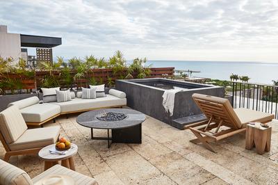 Ocean Studio with Sky Deck