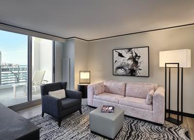 Partial Ocean View Suite Living Room