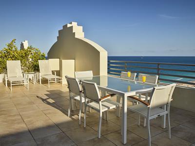 Ocean View King Suite Balcony