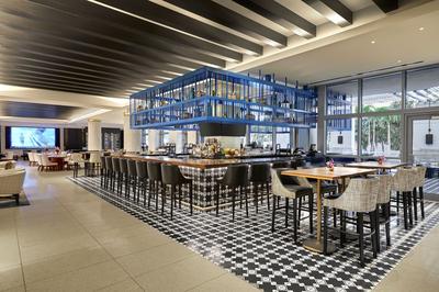 Bar Collins
