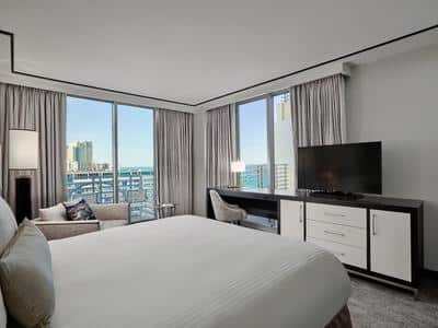 Partial Ocean View One Bedroom Balcony Suite
