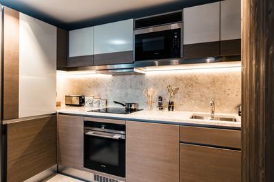 Two-Bedroom Apartment - Courtyard View