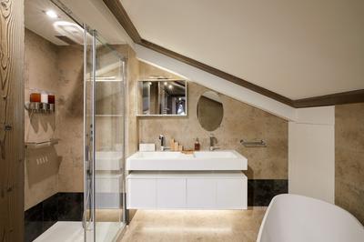 Three-Bedroom Prestige Family Apartment