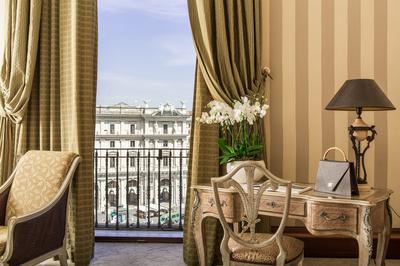 Junior Suite Piazza View