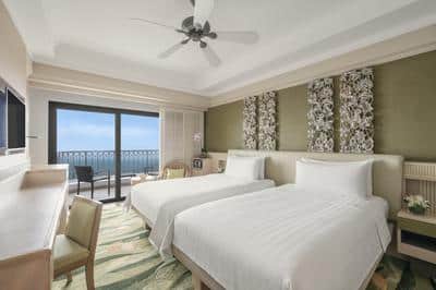 Panoramic Sea View Room