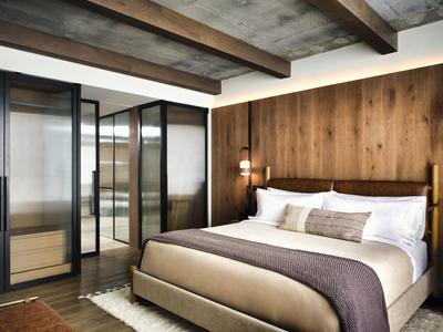 Panoramic One Bedroom Suite