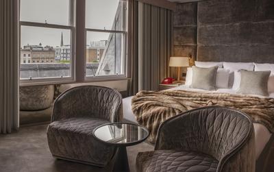 Guest room