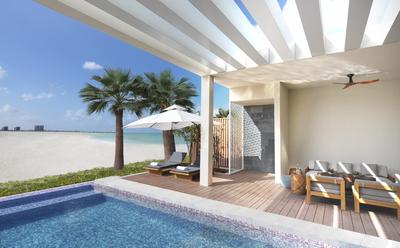 1 King Bed Beachfront Pool Villa