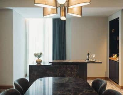 1 King Executive Suite With Balcony