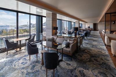 Club Lounge